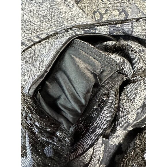 SUSAN GRAVER Artisan Embellished Snap Close Tapestry Jacket Grey Size 6 - Picture 11 of 12